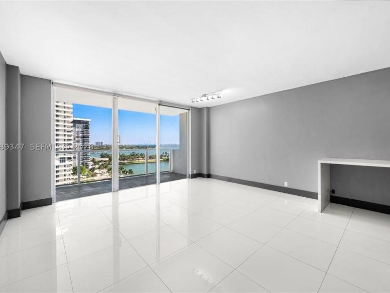 apartamentos a venda no Bay Park Towers
