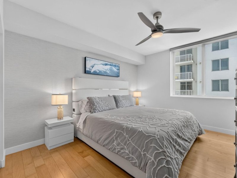 Condos for sale at Sapphire Condo