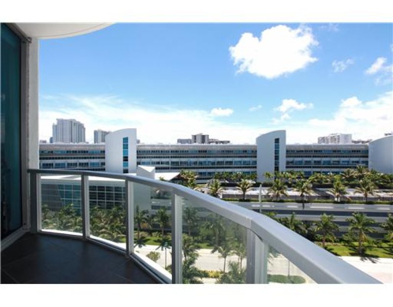 Condos for sale at Uptown Marina Lofts