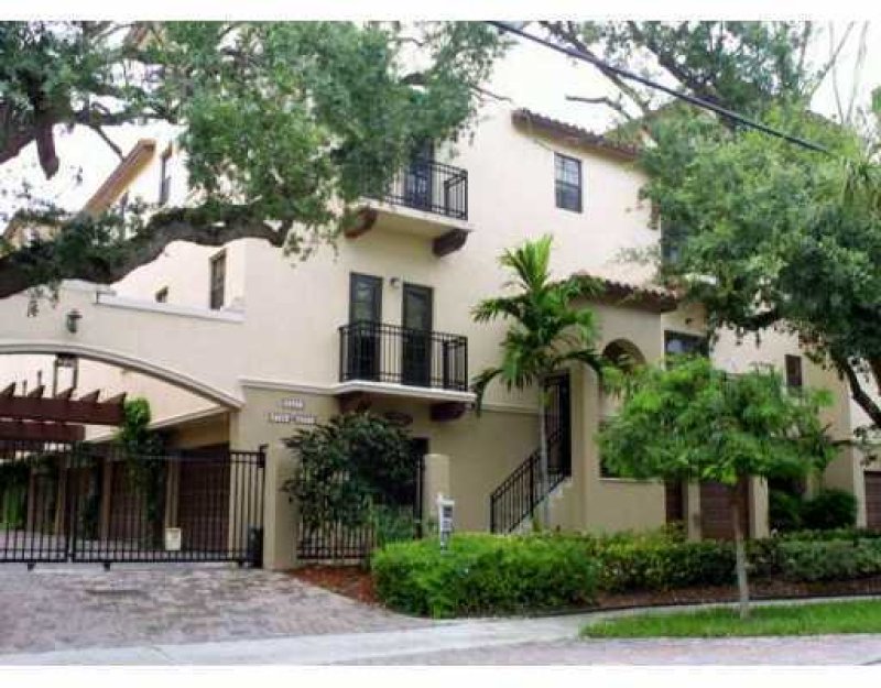 apartamentos en venta en Villaggio in the Grove