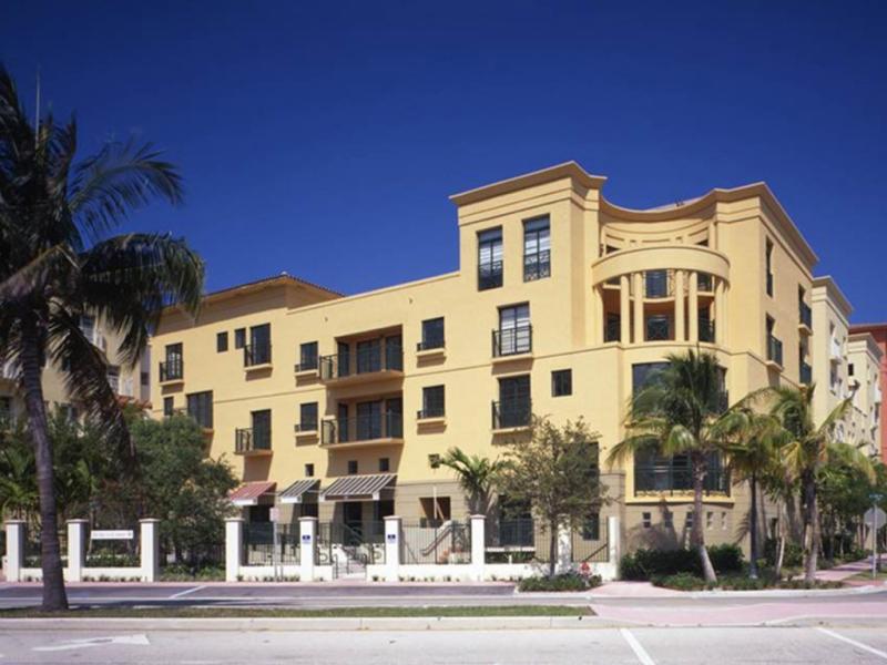 apartamentos en venta en The Courts Condo