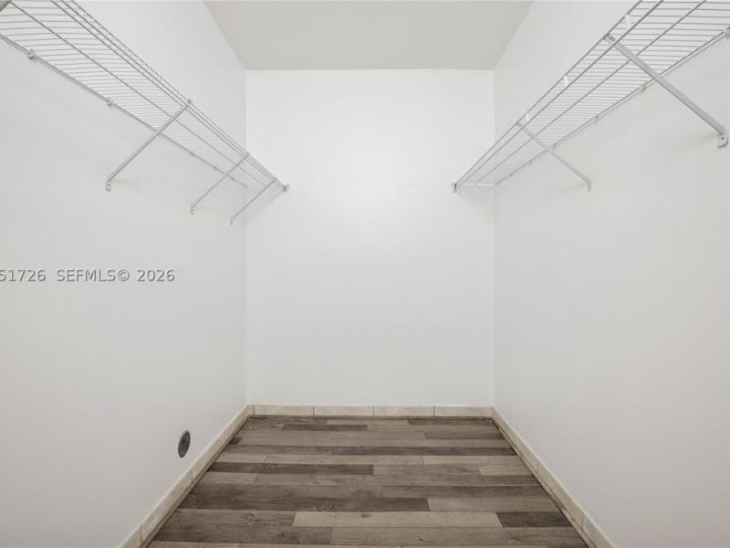 apartamentos en venta en The Courts Condo