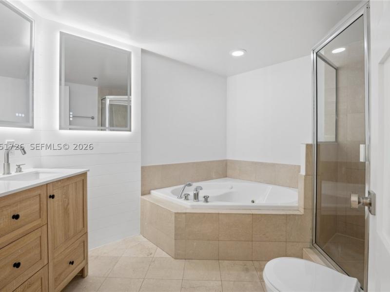 apartamentos en venta en The Courts Condo