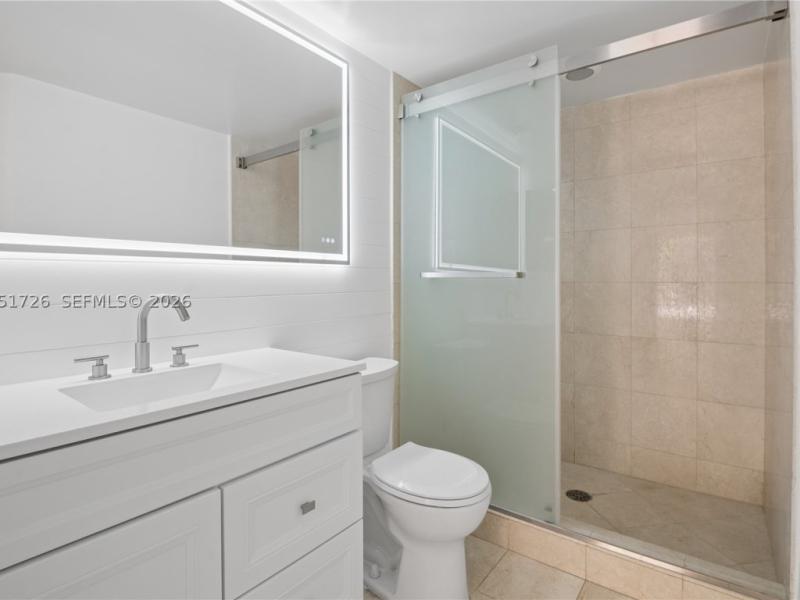 apartamentos en venta en The Courts Condo