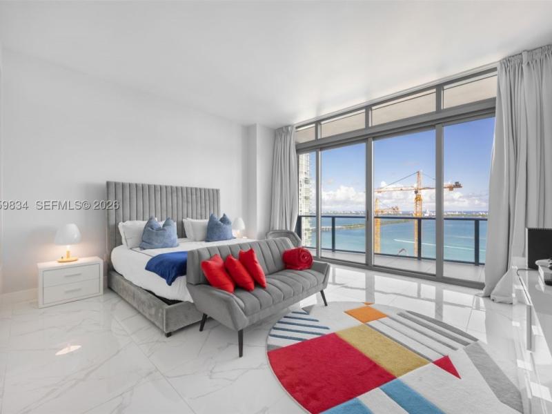 apartamentos a venda no Icon Bay