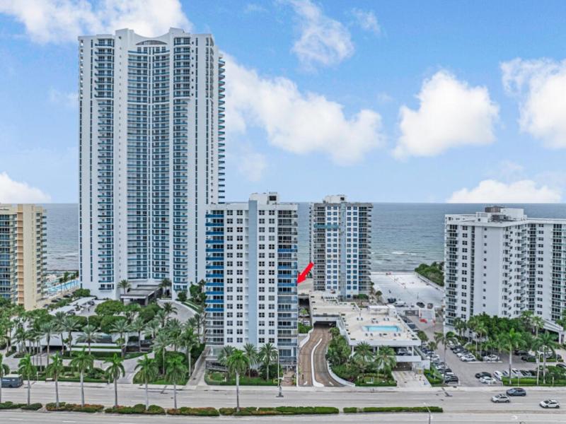 Condos for rent at Aquarius Towers