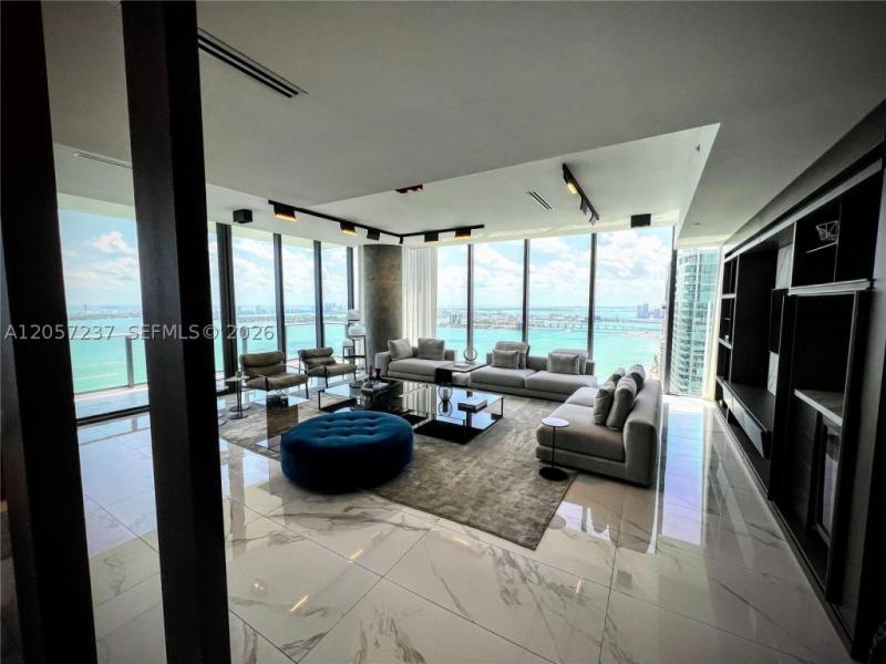 apartamentos en venta en One Paraiso