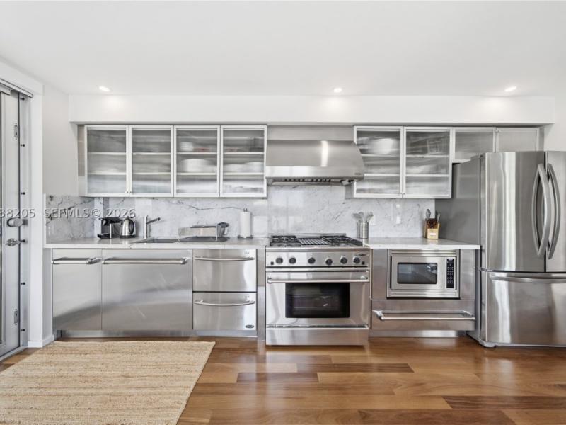 Condos for sale at The Fontana