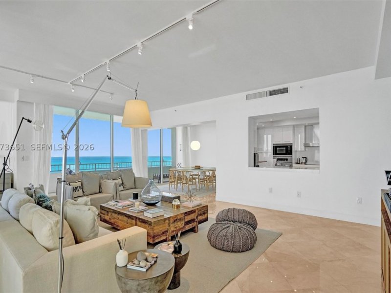 Condos for sale at Kenilworth
