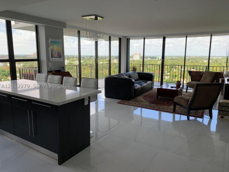 apartamentos a venda no Palm Bay Yacht Club