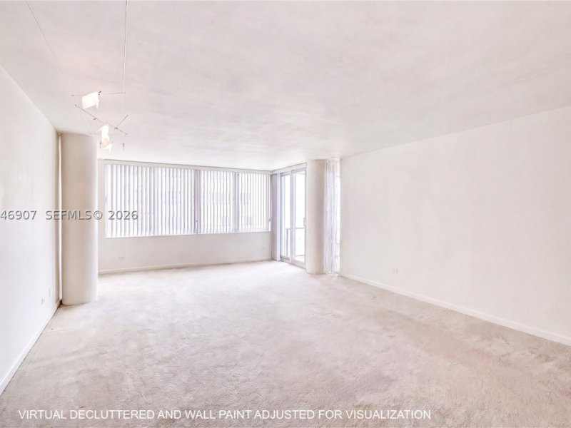 Condos for sale at Carriage Club North
