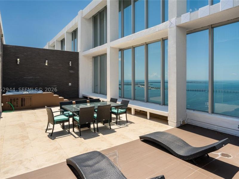 Condos for sale at Icon Brickell Tower II