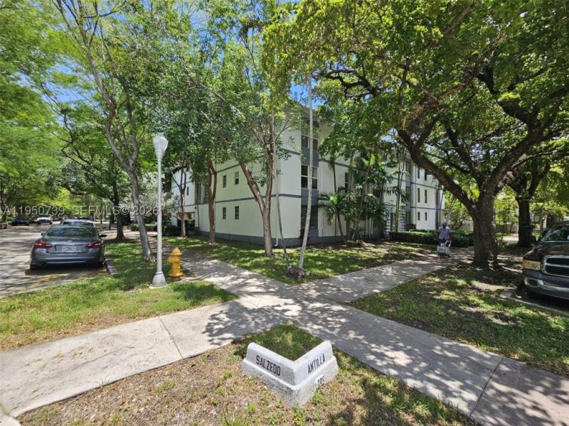 Condos for sale at 235 Antilla