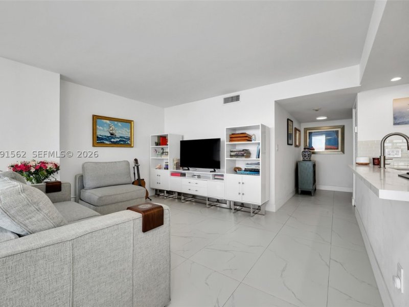 apartamento para alugar no Bayshore Place