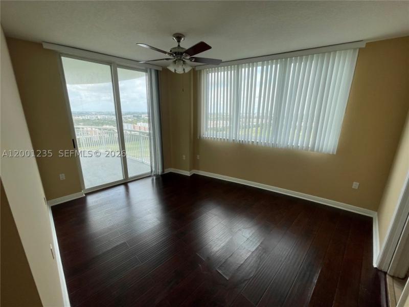 Condos for rent at Duo Condo