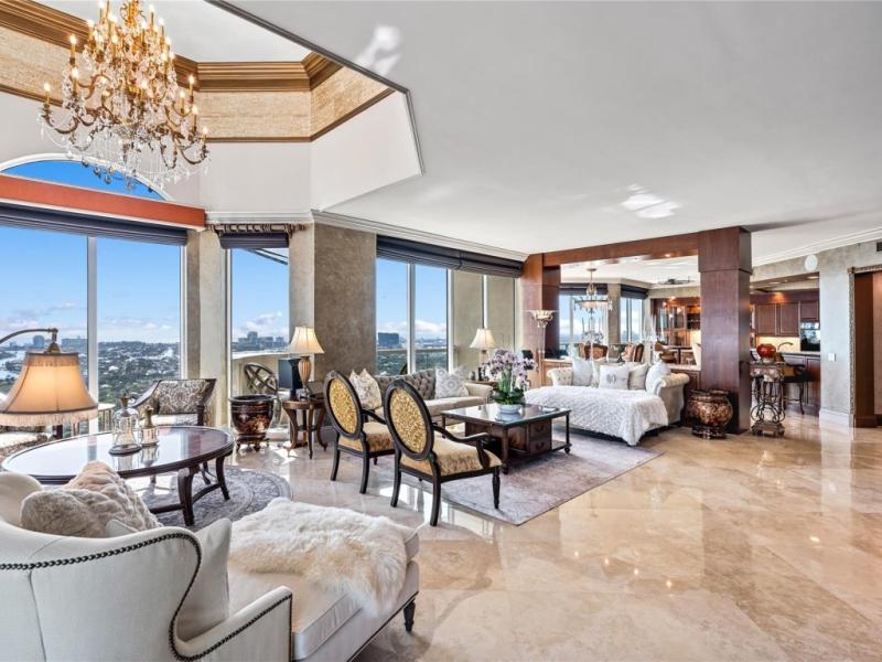 Condos for sale at Las Olas Grand