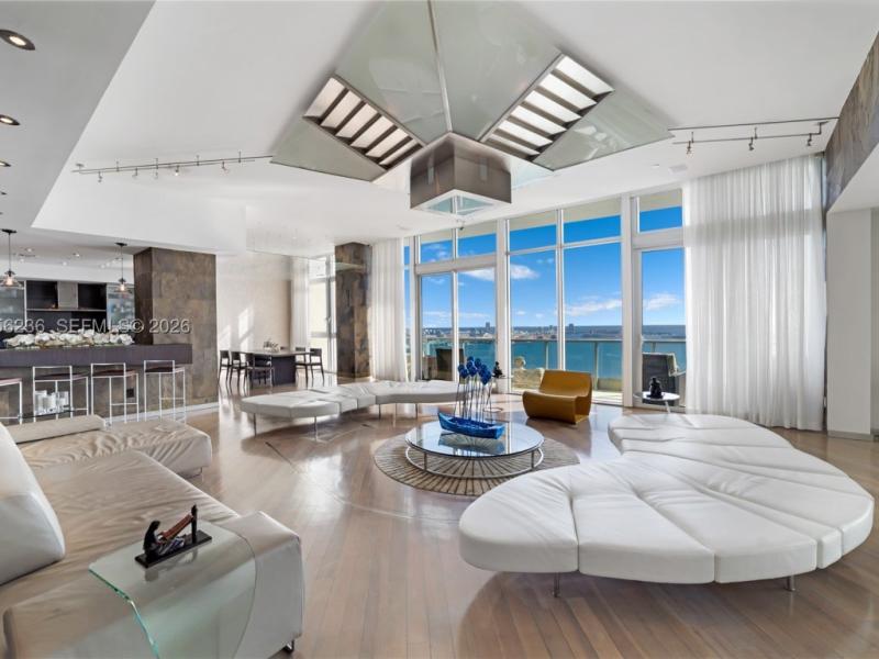 apartamentos a venda no Jade Brickell