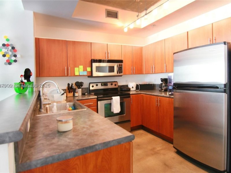 Condos for sale at Baylofts