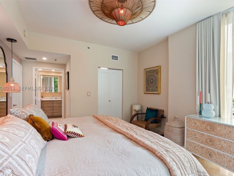 Condos for sale at South Two Seven Lofts