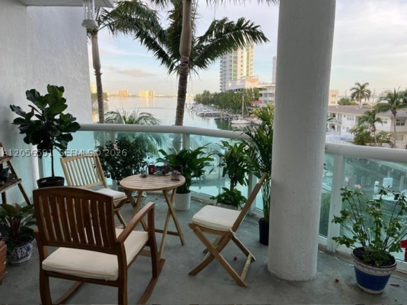 apartamentos a venda no 360 Condo Marina Residences East