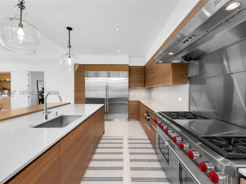 apartamentos en venta en The Fairchild Coconut Grove