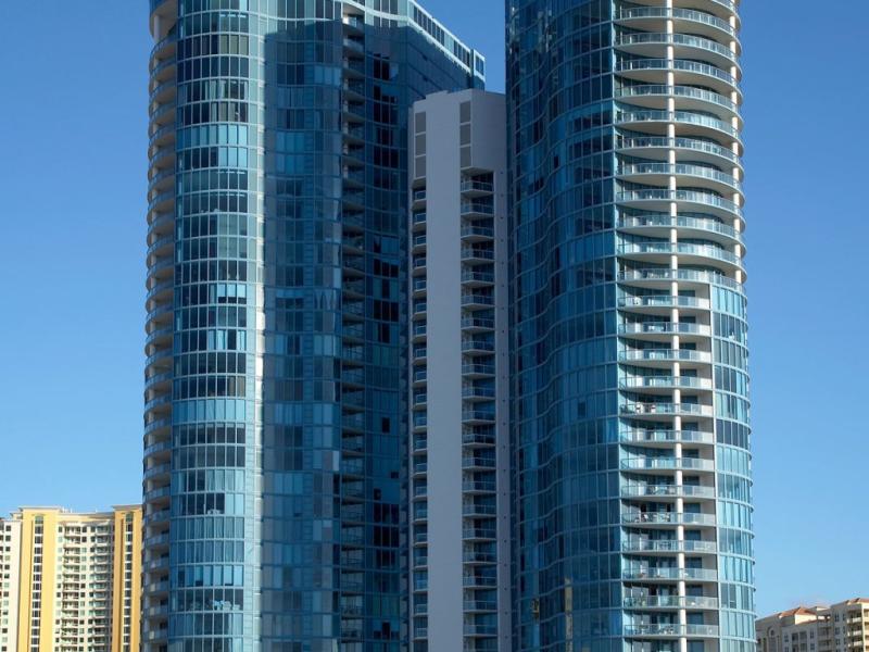 Condos for sale at Las Olas River House