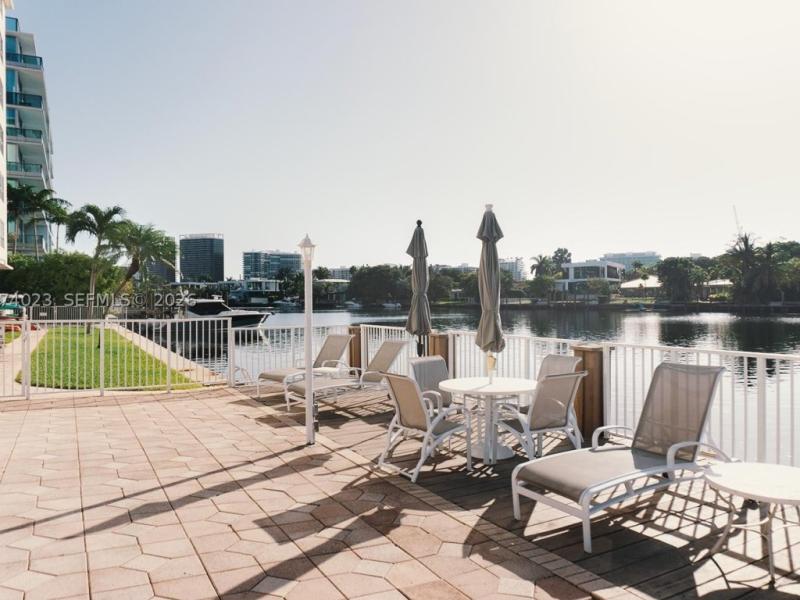 Property photo # 25