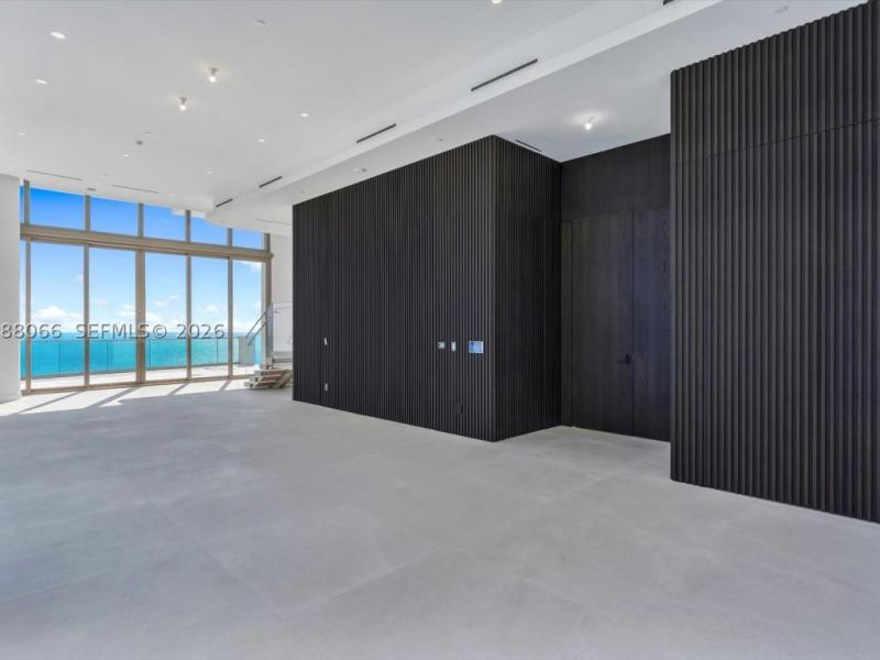 Condos for sale at The Estates at Acqualina