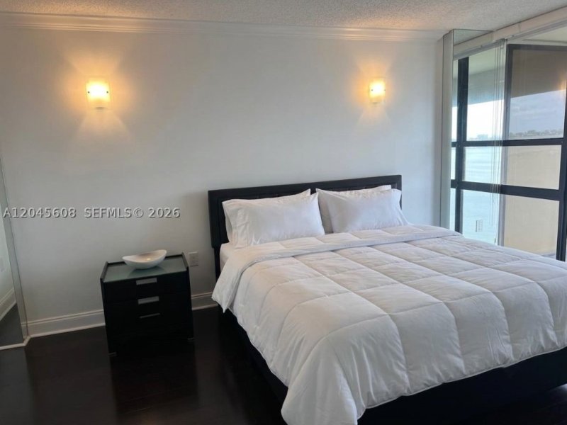 apartamentos en venta en Charter Club Condos