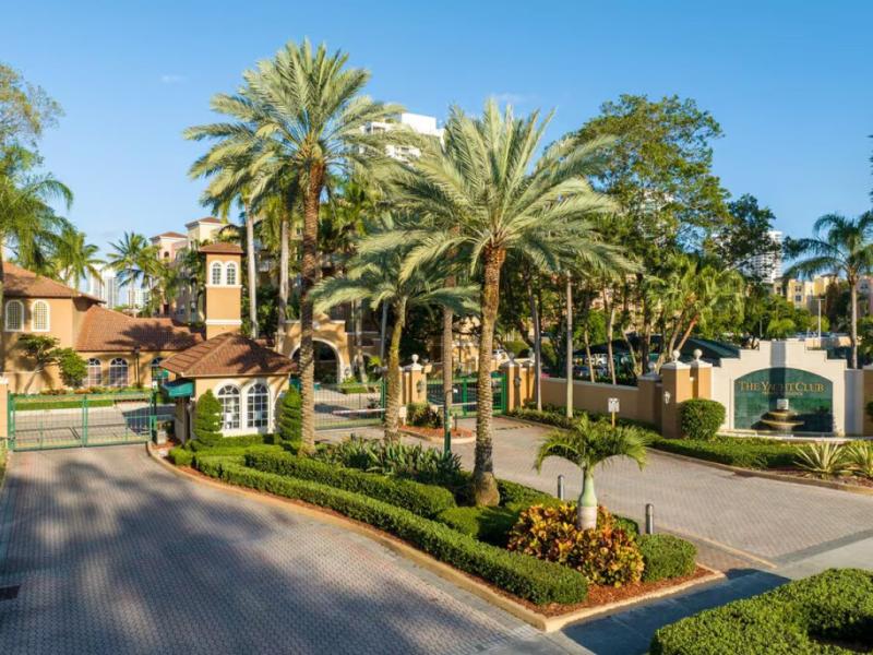 Condos for rent at The Yacht Club at Aventura