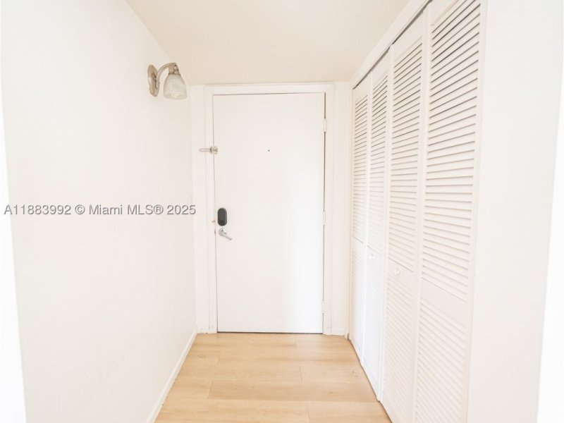 Condos for sale at The Yacht Club at Aventura
