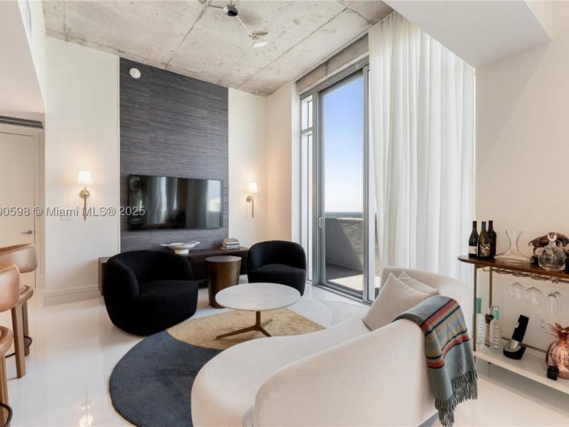 apartamentos a venda no Midtown Miami 4