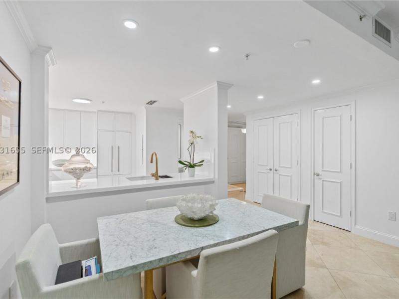 apartamentos en venta en Ritz Carlton Coconut Grove