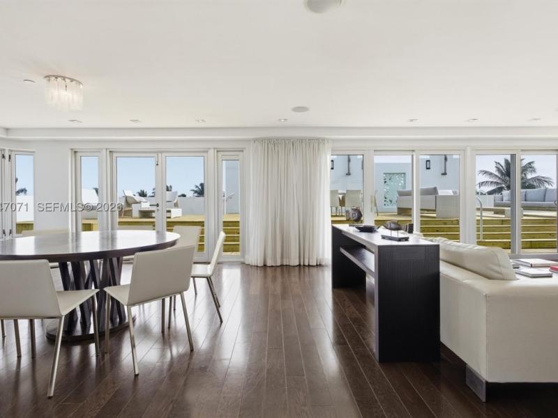 apartamentos a venda no Carlyle Condo Hotel