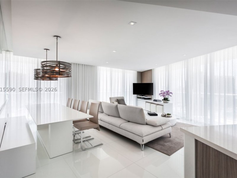 Property photo # 11