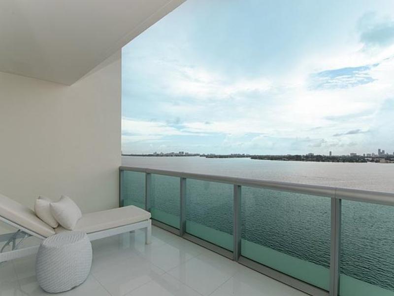 Condos for sale at Cielo On The Bay
