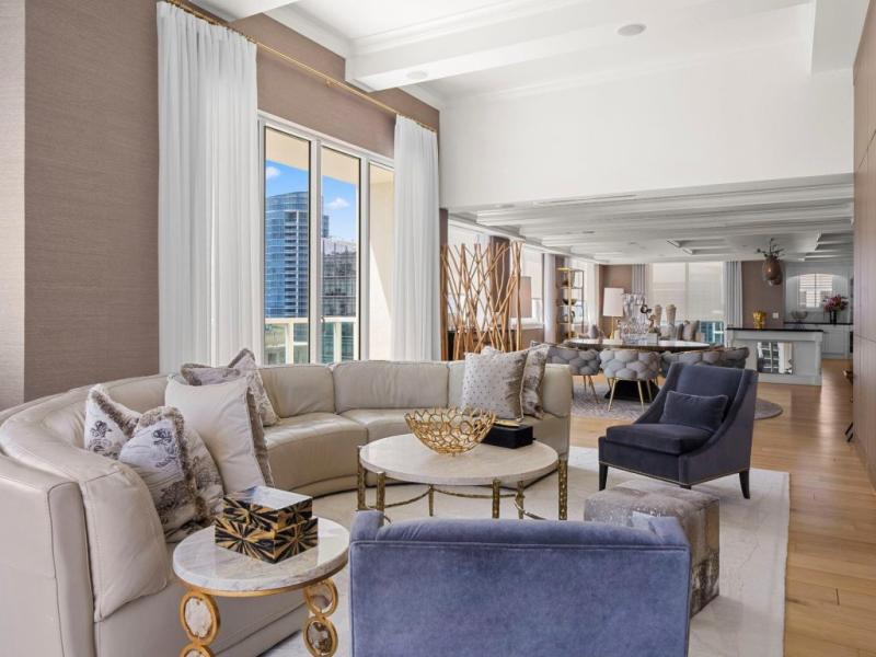 Condos for rent at 350 Las Olas Place