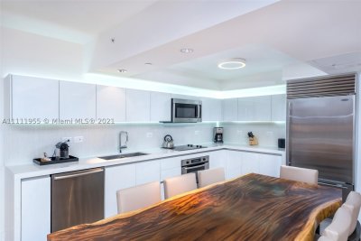 Aluguel de apartamento no 1 Hotel & Homes South Beach 1144