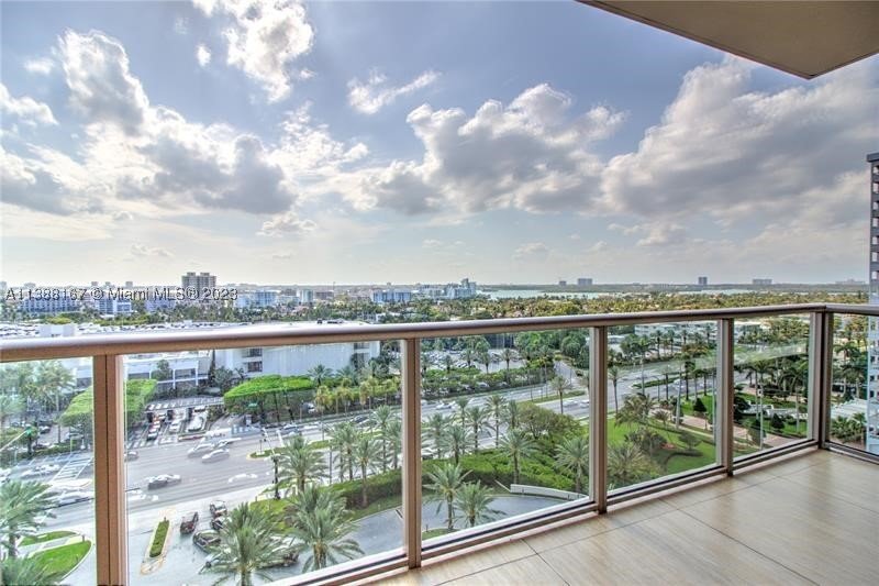 Alquiler de apartamento en St Regis Bal Harbour North 1003N
