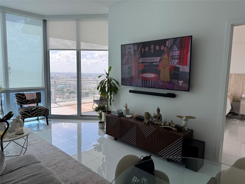 Condo for sale at Paramount Miami WorldCenter 2606