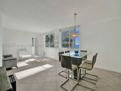 Comprar apartamento no Carriage Club North 725
