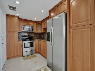 Comprar apartamento no Carriage Club North 725