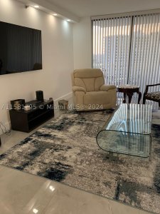 Parc Central Aventura Apt #1506
