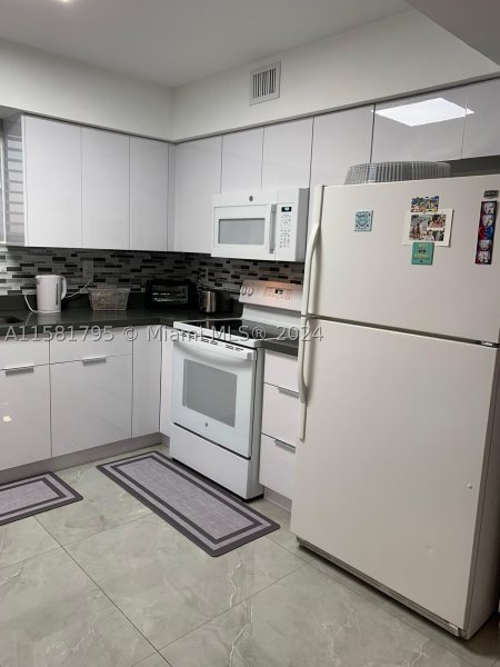 Alquiler de apartamento en Parc Central Aventura 1506