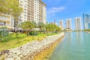Alquiler de apartamento en Coastal Towers 307