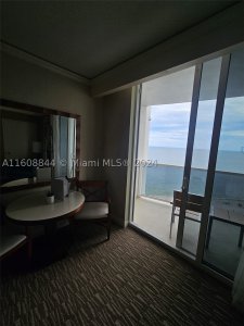 Comprar apartamento en Trump International Sonesta Beach Resort 2610