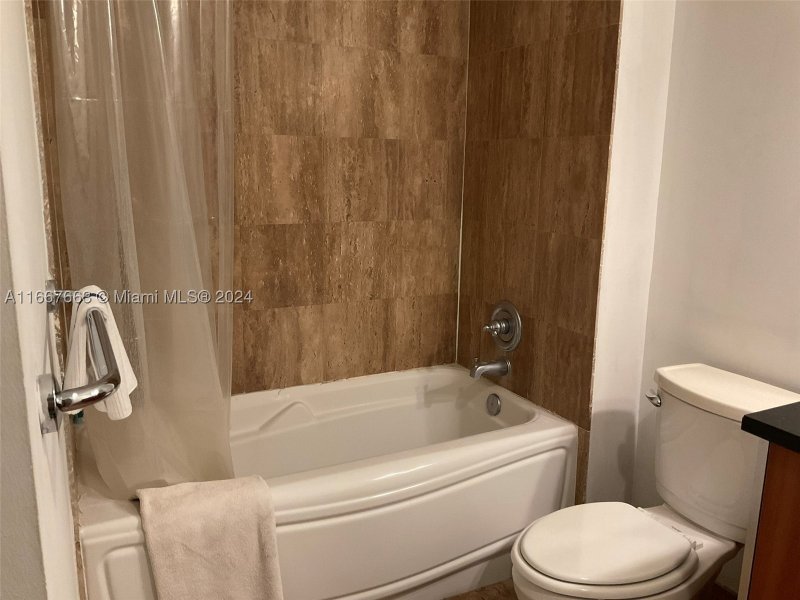 Comprar apartamento en Met 1 T-1703