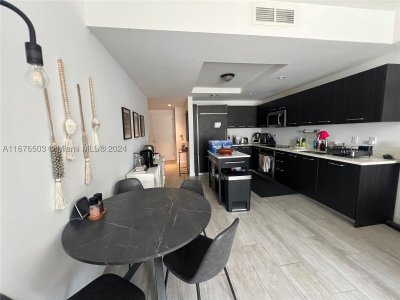 Comprar apartamento no Brickell Heights West 1604