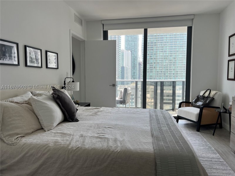 Comprar apartamento en Brickell Heights West 1604