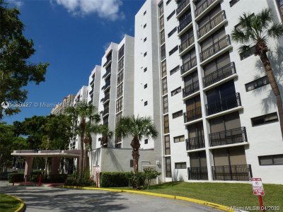 Comprar apartamento en Plaza of the Americas 412-IV